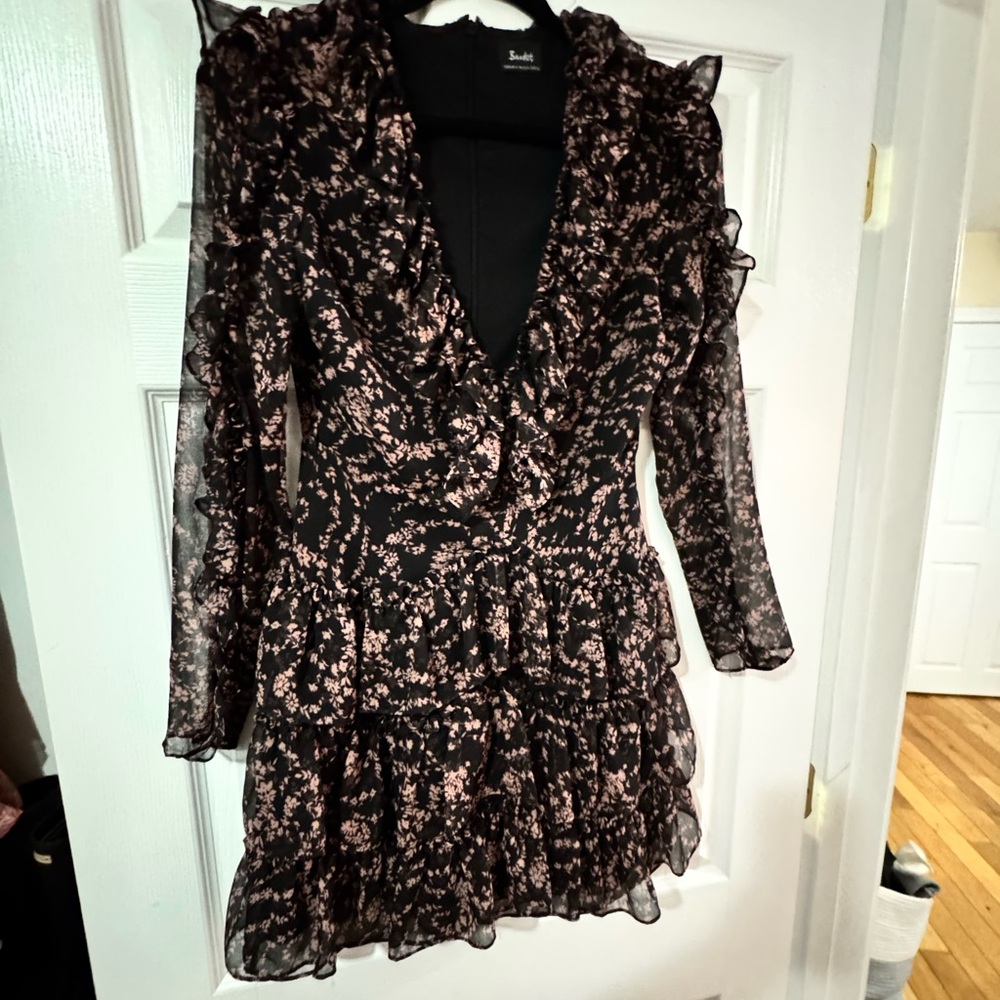 Bardot Black and Pink Floral Dress size 4/xs